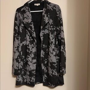 Dana Buchman grey/black open front sweater nearly new condition size XL